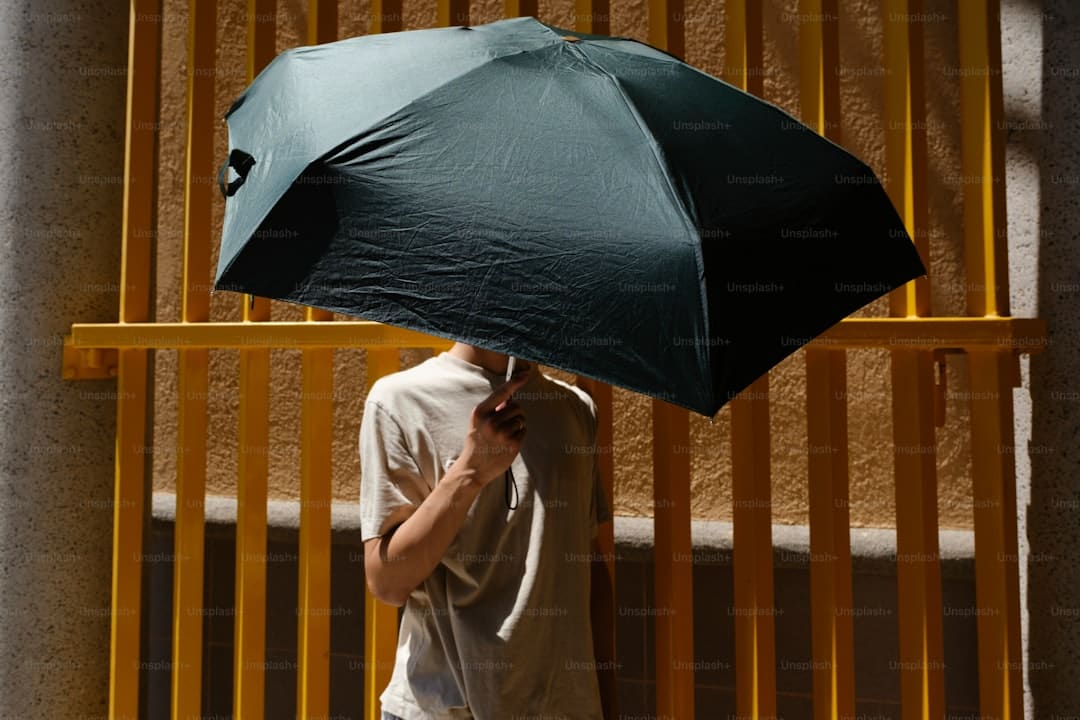 失利后的王楚钦一脸严厉 不服输干劲藏不住